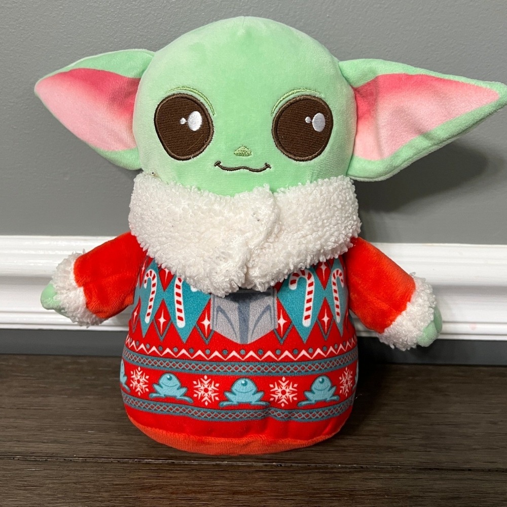 Star Wars‎ Grogu Mandalorian Holiday Baby Yoda Christmas Sweater